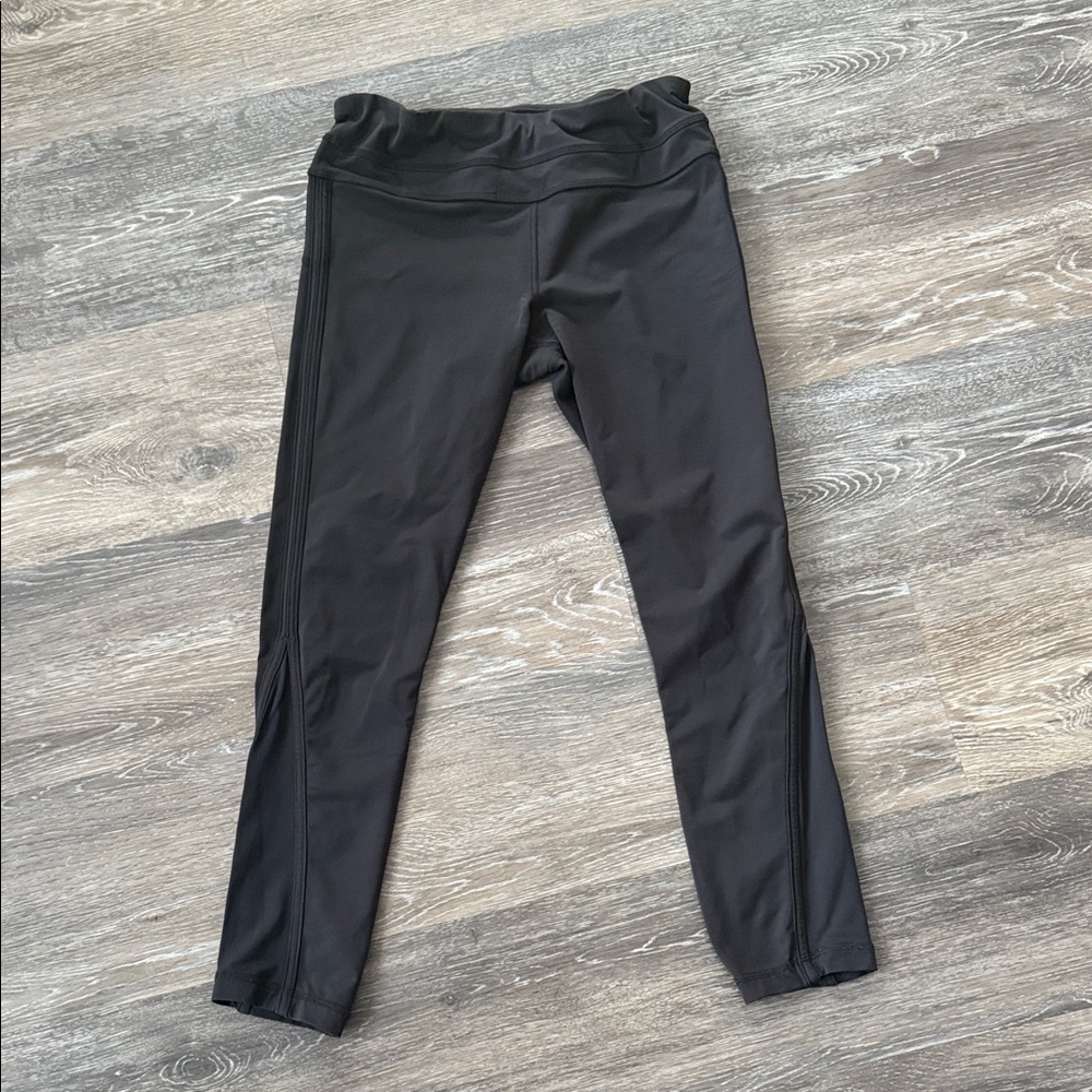 Lululemon cropped leggings